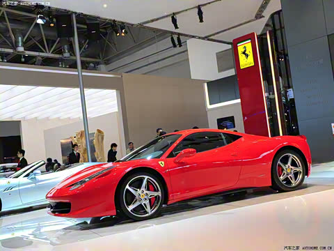 2011�� 4.5L Italia