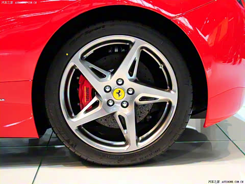 2011�� 4.5L Italia