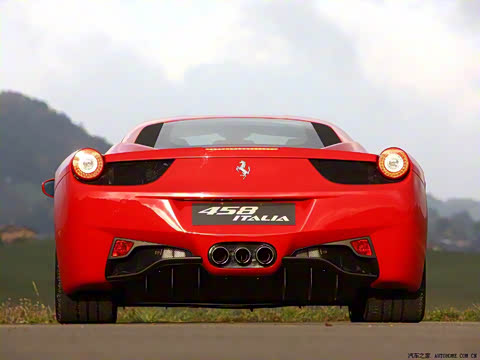 2011�� 4.5L Italia