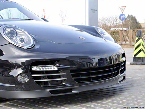 2010�� Turbo Cabriolet 3.8T