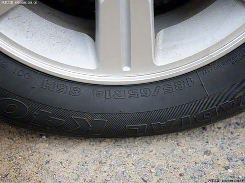 2009�� ���� 1.5L �ֶ���Ӣ��