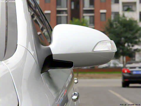 2009�� 1.6L �ֶ�������