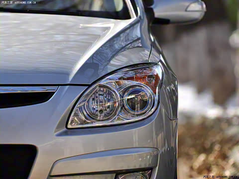 2009�� 2.0L �ֶ�������