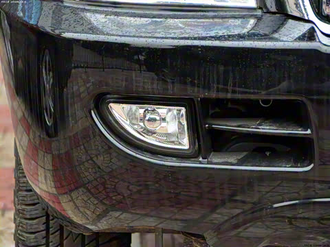 2009�� 2.0L �������а�