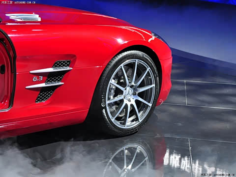2011�� SLS AMG