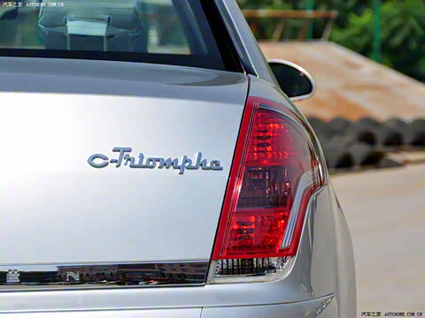 2010�� 2.0L �ֶ������