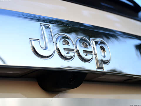 2011�� 5.7L �콢������