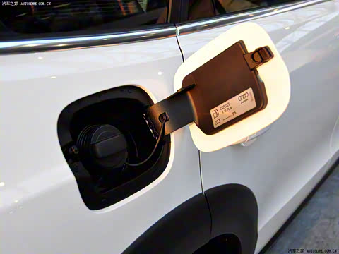 2010�� 2.0TFSI ԽҰ��