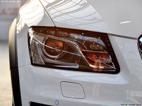 2010�� 2.0TFSI ԽҰ��