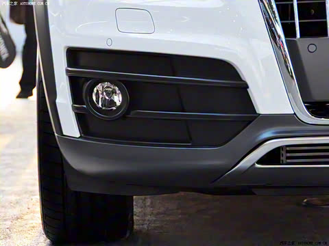 2010�� 2.0TFSI ԽҰ��