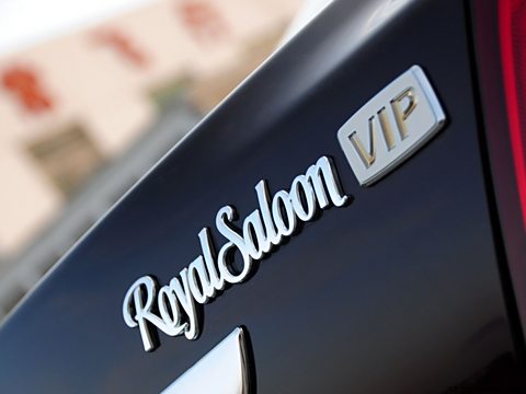 2010 3.0L Royal Saloon VIP