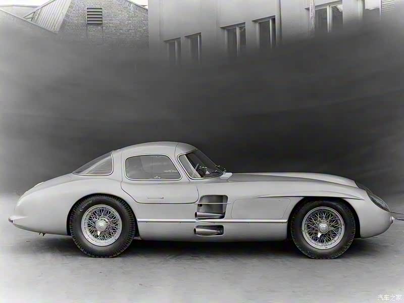 奔驰(进口) 奔驰slr级 1955款 300slr 经典版