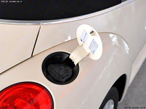 2009�� 2.0 AT ���䳨���