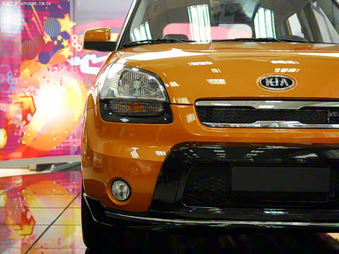 2010�� 2.0L AT Premium