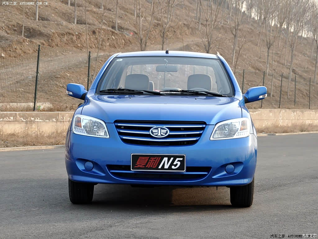 2010款13l手动豪华型