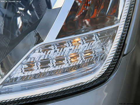 2010�� 1.3L �ֶ�������