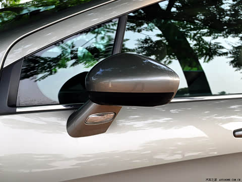 2010�� 2.0L �Զ�����