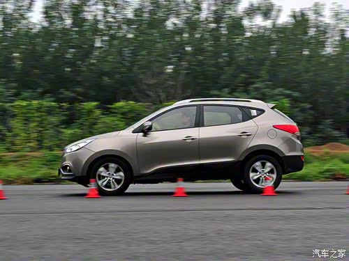 【广东全省取消驾照年审 对交通事件实行事后