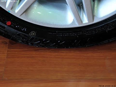 2009�� 1.5L �ֶ���ɰ�