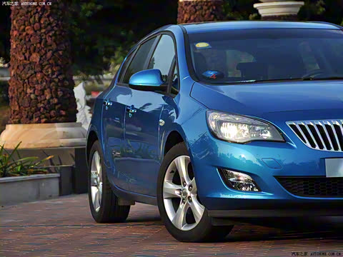 2010�� XT 1.6T �����˶���