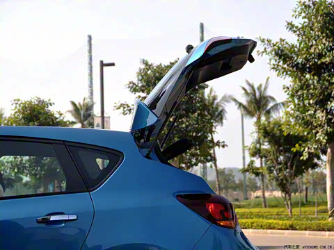 2010�� XT 1.6T �����˶���