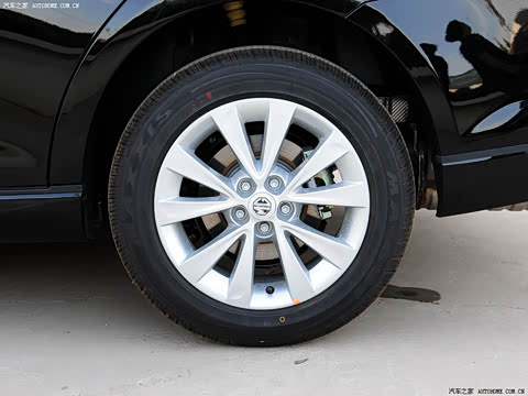 2010�� �Ʊ� 1.8L �Զ���Ӣ��