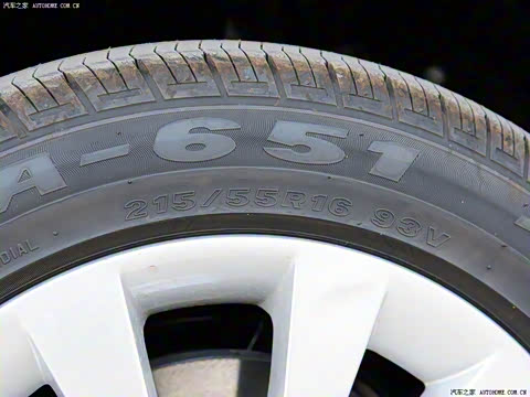 2010�� �Ʊ� 1.8L �Զ���Ӣ��