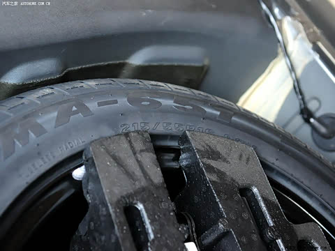 2010�� �Ʊ� 1.8L �Զ���Ӣ��