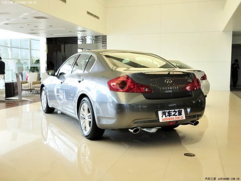 2010 G25 Sedan ˶