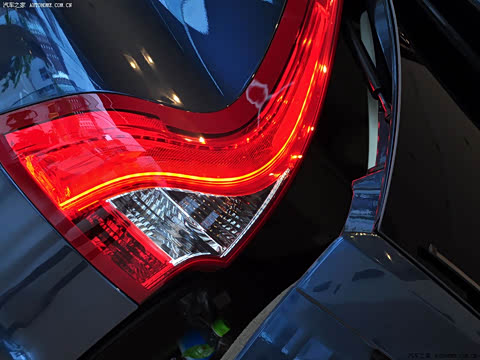 2010�� T6 AWD���Ű�