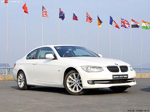 2011�� 335i˫�Ž��ܳ�