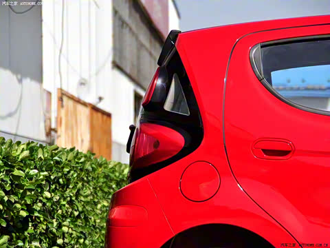 2010�� 1.0L �ֶ�������