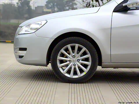 2010�� 1.6L �ֶ������