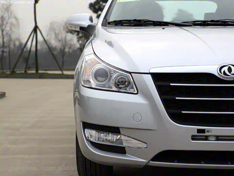 2010�� 1.6L �ֶ������