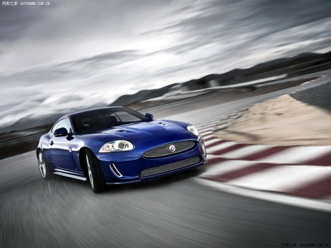 2011 XKR