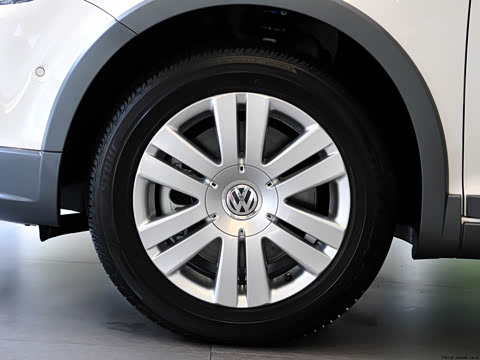 2011�� 1.4TSI Cross Golf