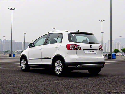 2011�� 1.4TSI Cross Golf