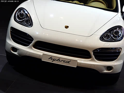 2011�� Cayenne S Hybrid 3.0T