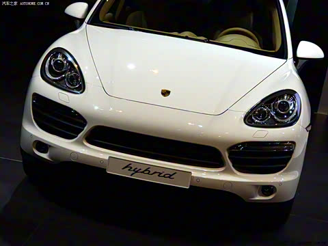 2011�� Cayenne S Hybrid 3.0T