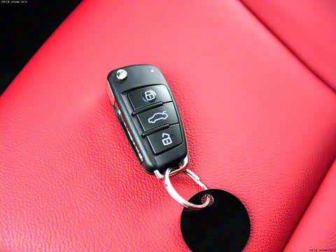 2012�� 1.4 TFSI Ego plus