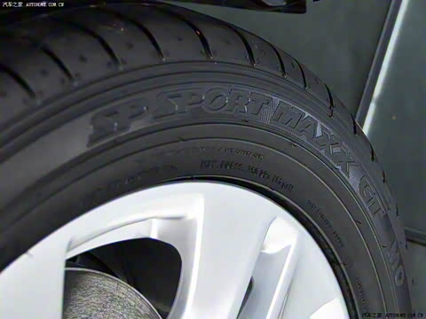 2010�� E 300 L ʱ����