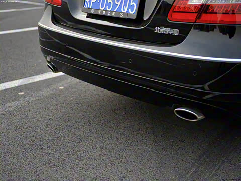 2010�� E 300 L ʱ����