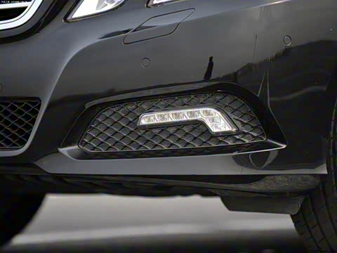 2010�� E 300 L ʱ����