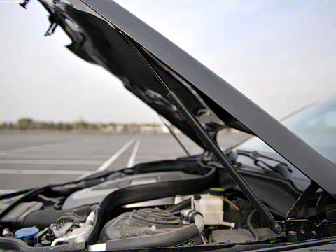 2010�� E 300 L ʱ����