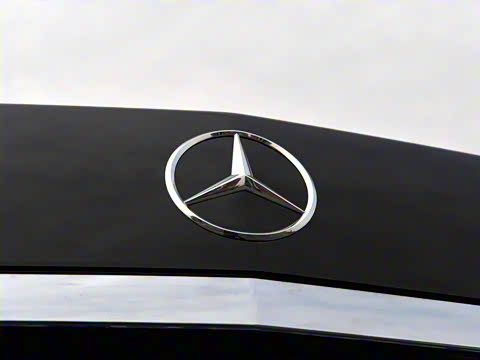 2010�� E 300 L ʱ����