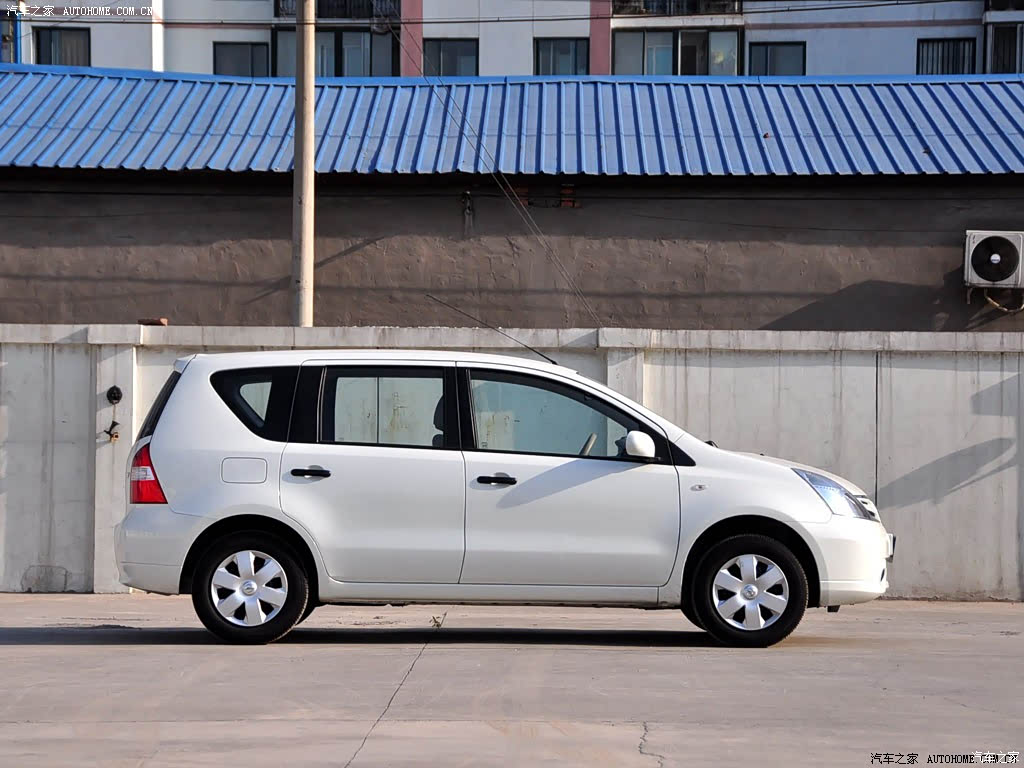 汽车之家>汽车图片>日产>骊威>2010款劲悦版1.