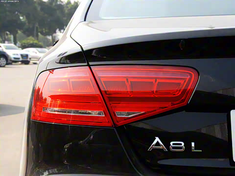 2011�� A8L 3.0 TFSI quattro�����(245kW)