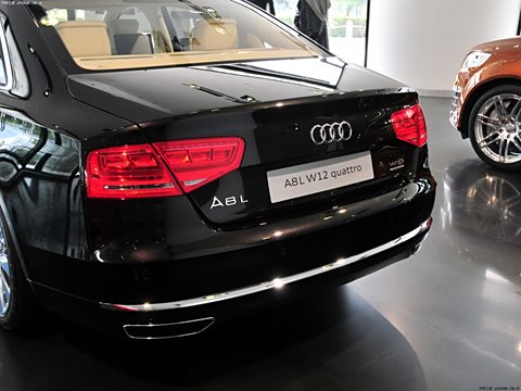 2011 A8L W12 6.3 FSI quattro