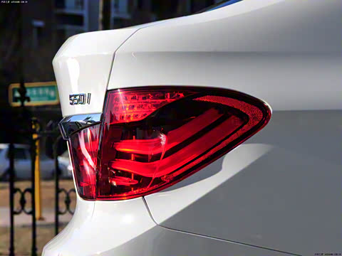 2010�� 550i xDrive