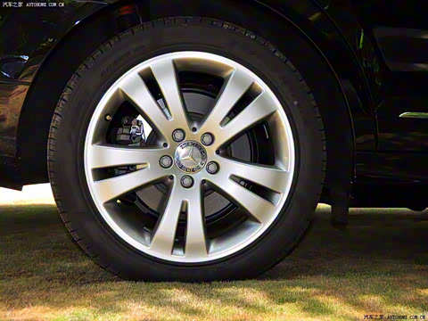 2010�� C 200 CGI���а�